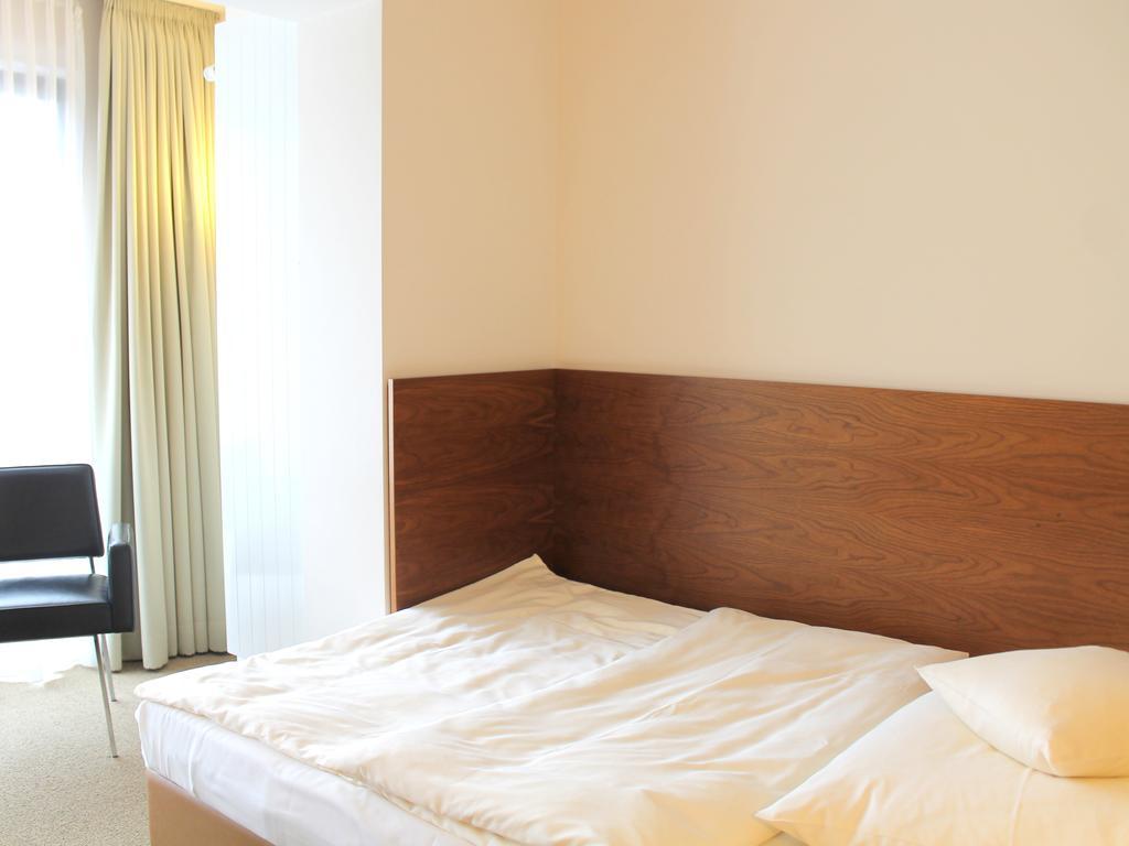 Venusberghotel Бонн Екстер'єр фото