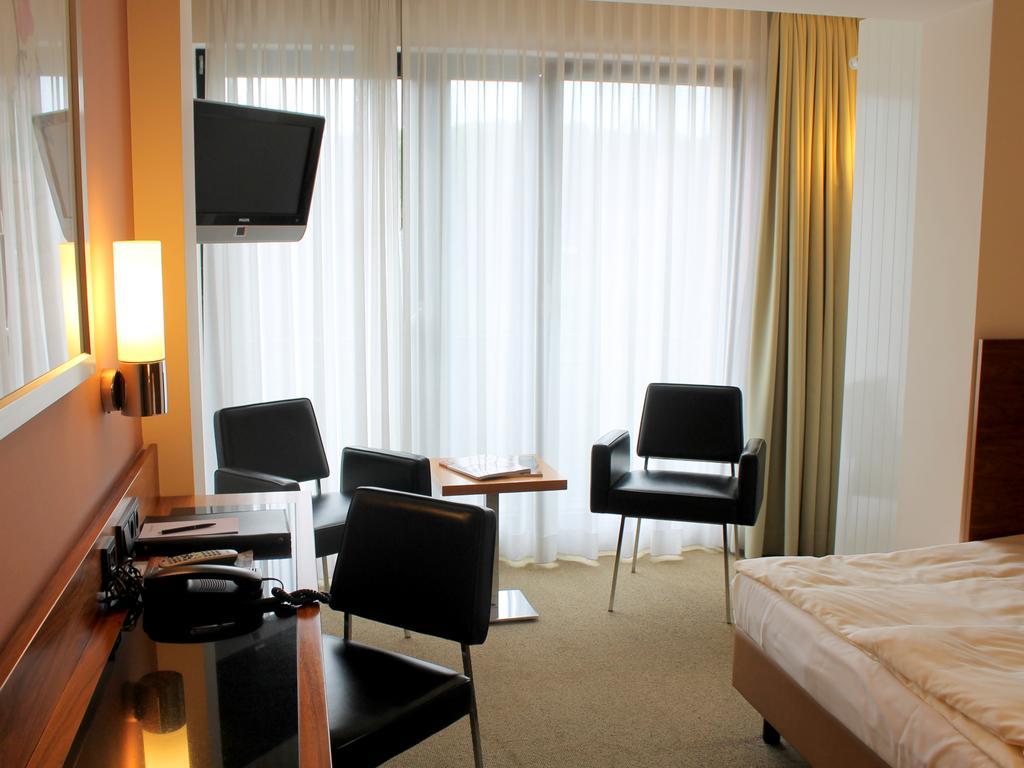 Venusberghotel Бонн Екстер'єр фото